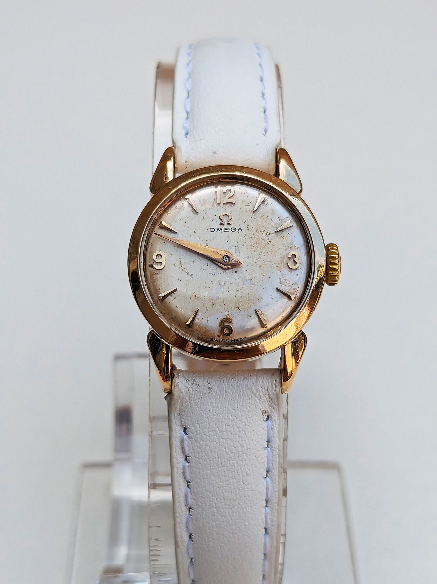Omega femme mécanique dorée (circa 1950)