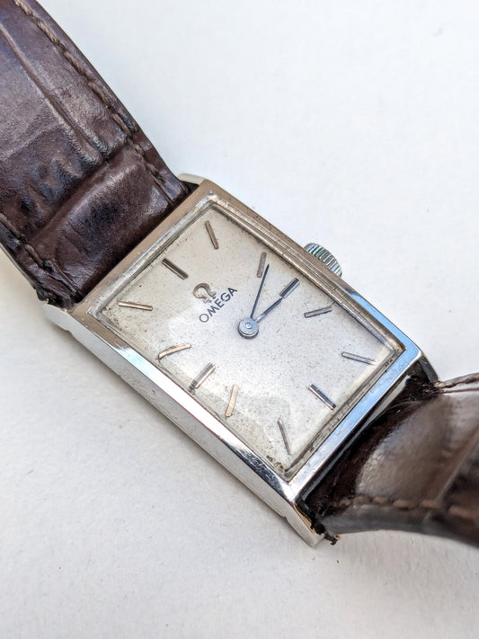 Omega automatique rectangulaire (circa 1960)