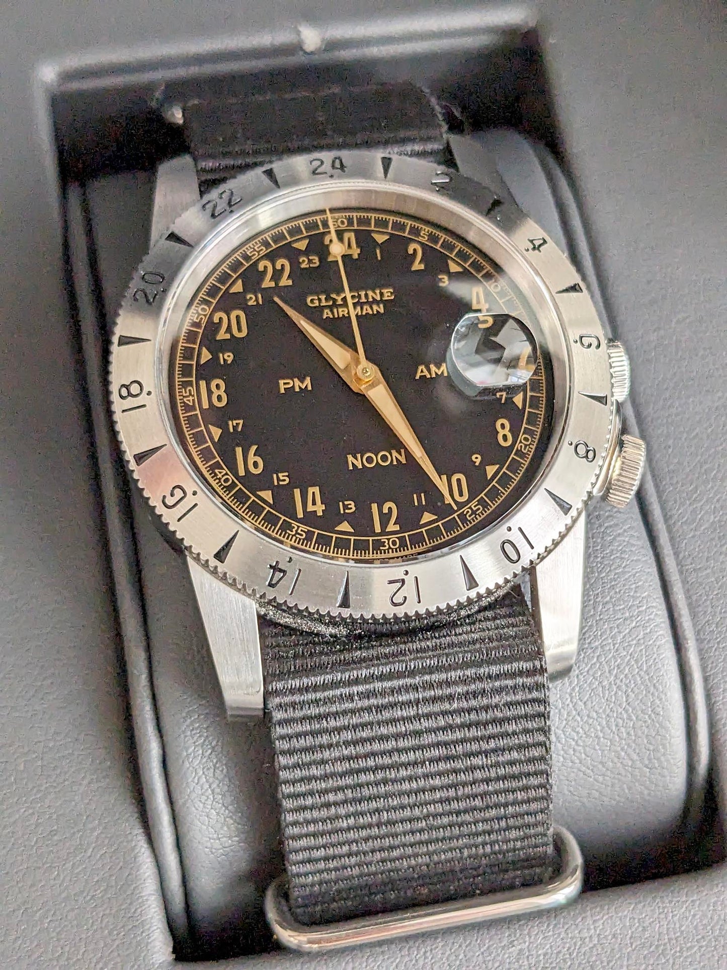 Glycine Airman Vintage Purist Noon (circa 2020)